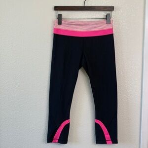 Lululemon Inspire Crop II
Black / Wee Are From Space Parfait Pink Sz 6